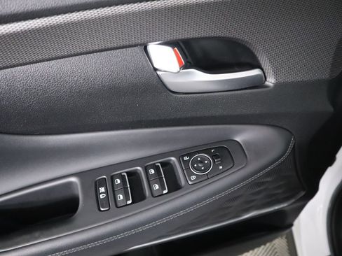 Used 2019 Hyundai Santa Fe Limited image 23