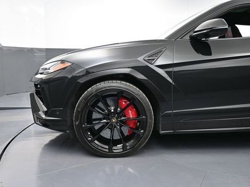 Used 2024 Lamborghini Urus S AWD/4WD image 12