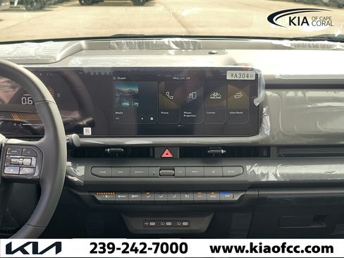 New 2027 Kia Seltos S FWD image 17