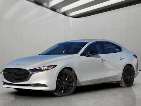Used 2025 MAZDA MAZDA3 s image 1