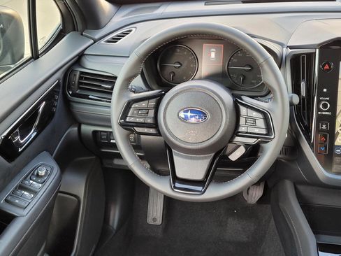 Certified 2025 Subaru Forester Touring w/ Popular Package - Touring AWD/4WD image 6