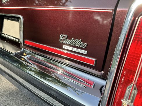Used 1987 Cadillac Brougham RWD image 94