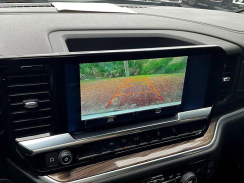 Used 2022 Chevrolet Silverado 1500 RST image 21