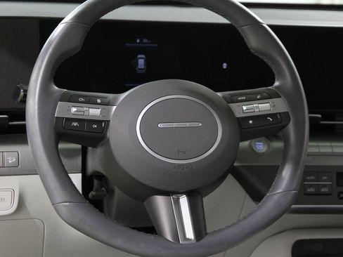 Certified 2024 Hyundai Kona SEL image 7