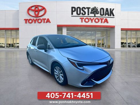 Used 2026 Toyota Corolla SE FWD image 10