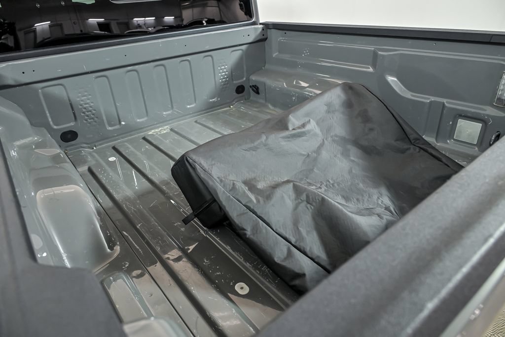 Used 2022 Jeep Gladiator Sport AWD/4WD image 9