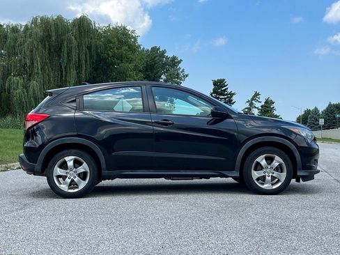 Used 2016 Honda HR-V LX image 8