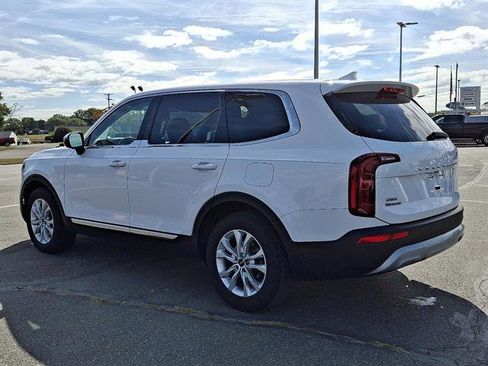 Used 2022 Kia Telluride LX image 4