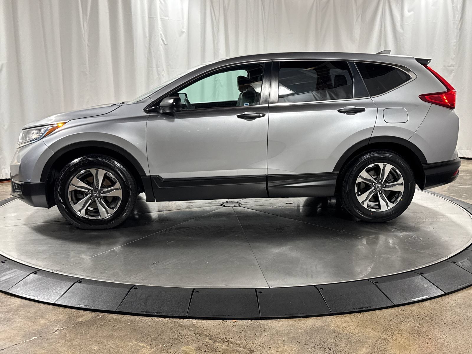 Certified 2018 Honda CR-V LX image 6