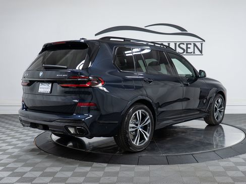 New 2027 BMW X7 xDrive40i w/ M Sport Package AWD/4WD image 5