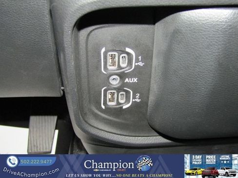 Used 2025 RAM 1500 Warlock AWD/4WD image 37