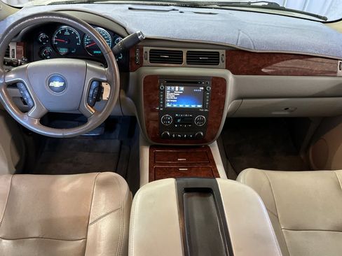 Used 2012 Chevrolet Tahoe LTZ AWD/4WD image 4
