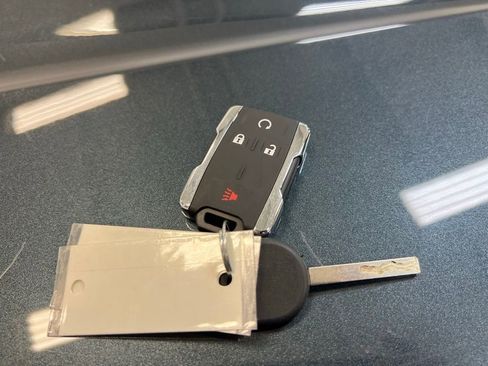 Used 2020 Chevrolet Colorado LT w/ LT Convenience Package image 30