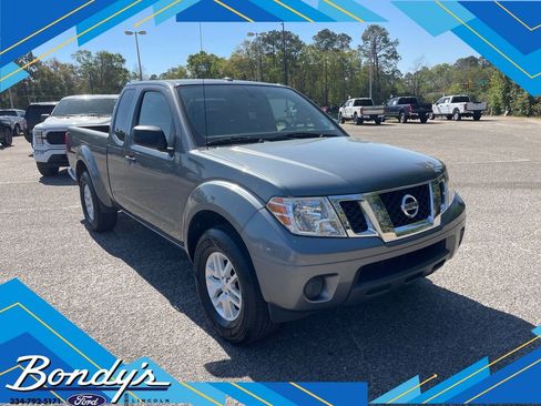 Used 2017 Nissan Frontier SV image 1
