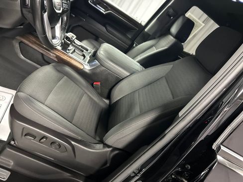Used 2023 GMC Sierra 1500 Elevation w/ Preferred Package AWD/4WD image 12