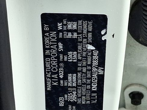 Used 2023 Kia Soul LX FWD image 28