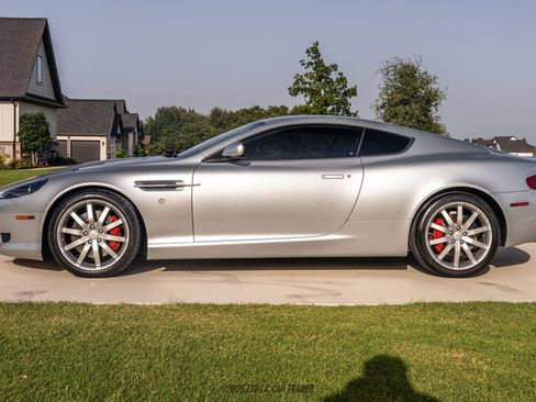 Used 2005 Aston Martin DB9 Coupe RWD image 3
