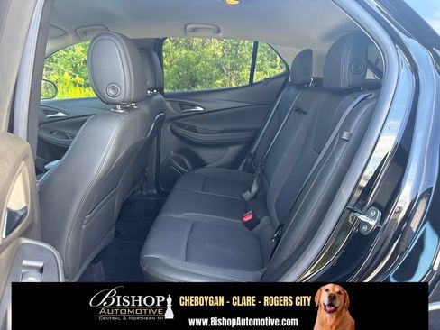Used 2023 Buick Encore GX Select w/ Sport Touring Package AWD/4WD image 17