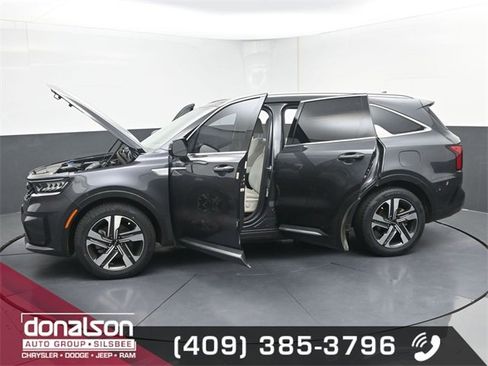 Used 2022 Kia Sorento EX w/ Panoramic Sunroof Package image 21