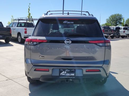 New 2026 Nissan Pathfinder Platinum w/ Cargo Package AWD/4WD image 4