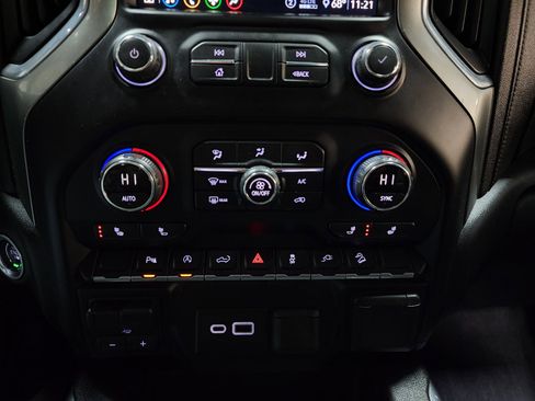 Used 2020 Chevrolet Silverado 1500 LT Trail Boss image 34