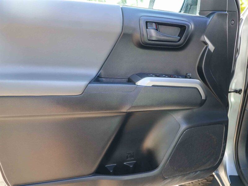 Used 2021 Toyota Tacoma SR5 RWD image 27