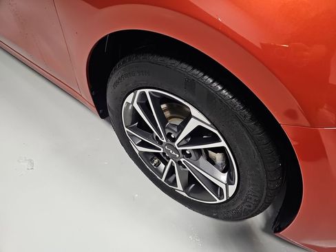 Used 2023 Kia Forte LXS w/ LXS Technology Package image 12