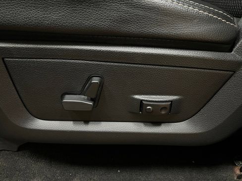 Used 2017 RAM 1500 Sport image 31