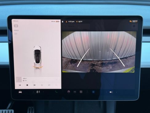 Used 2021 Tesla Model Y Performance image 34