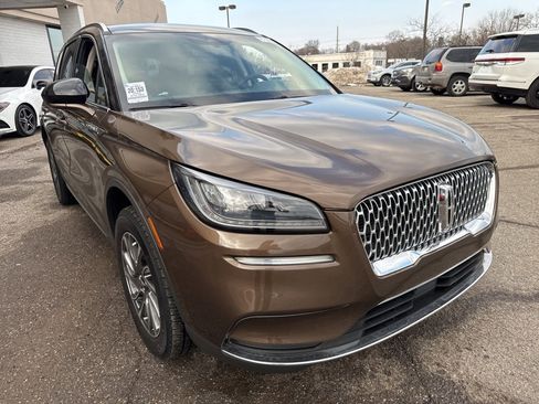 Used 2022 Lincoln Corsair FWD image 12