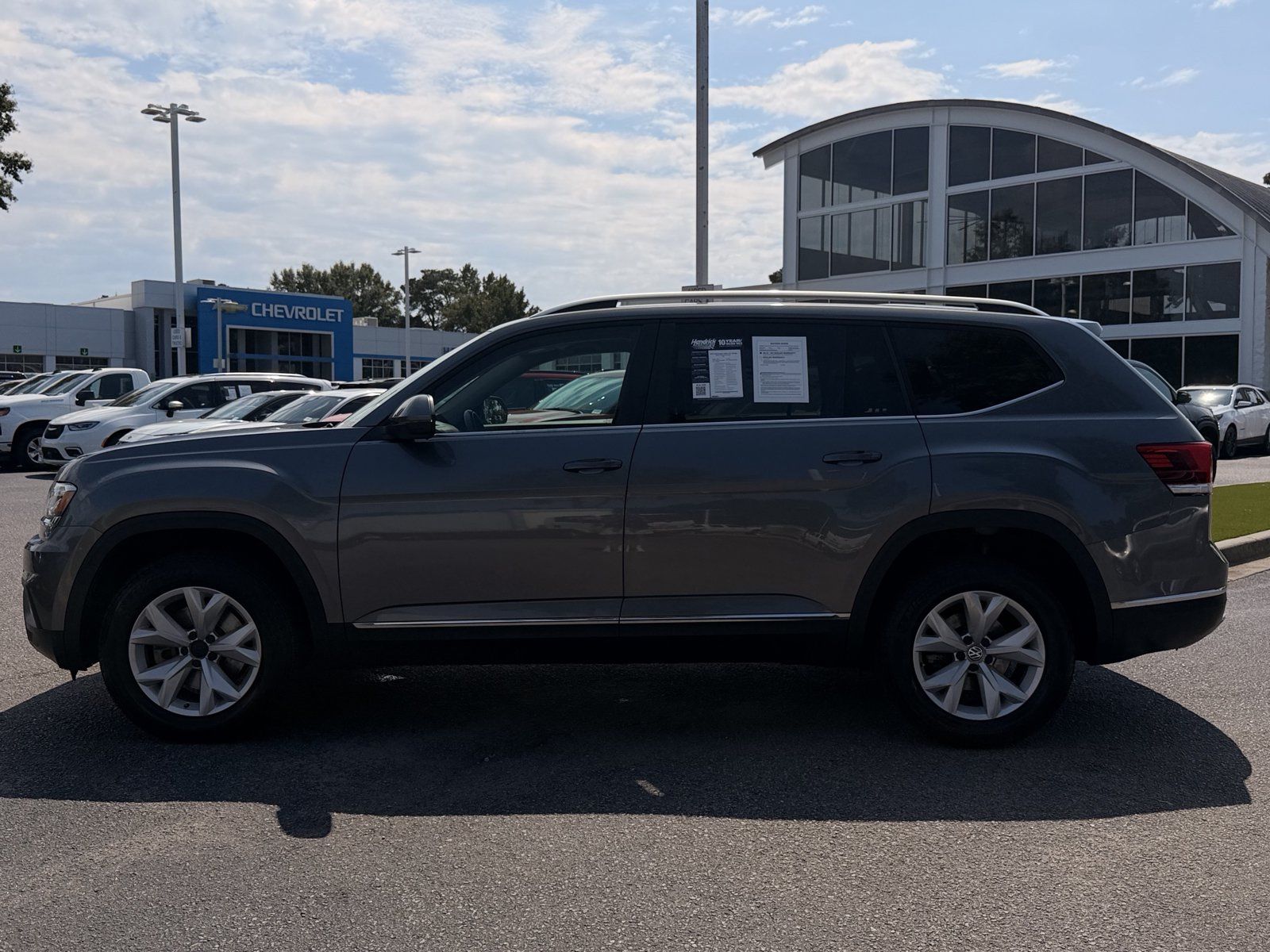 Used 2018 Volkswagen Atlas SEL FWD image 8