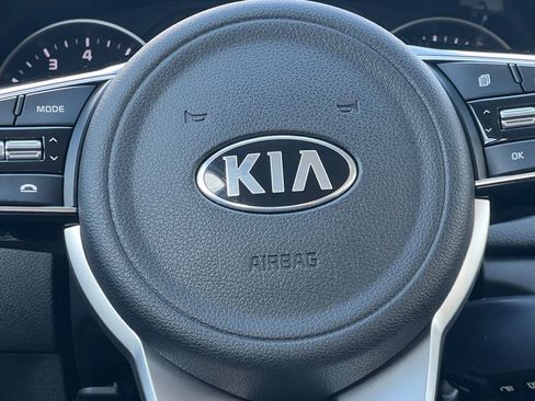 Used 2021 Kia Sportage LX image 5