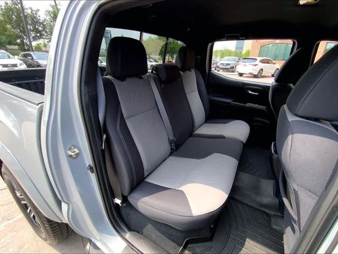 Used 2020 Toyota Tacoma TRD Sport w/ Advanced Technology Package AWD/4WD image 19