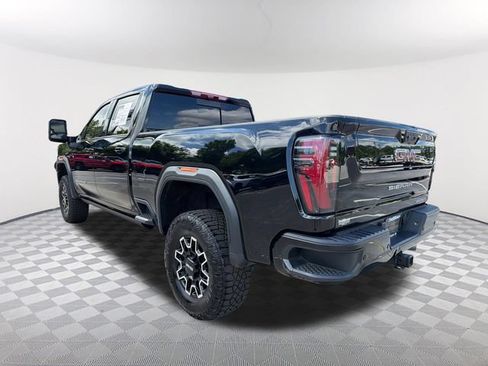 Used 2024 GMC Sierra 2500 AT4X AWD/4WD image 7