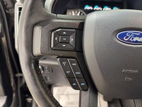 Used 2019 Ford F150 XLT w/ Equipment Group 302A Luxury AWD/4WD image 16