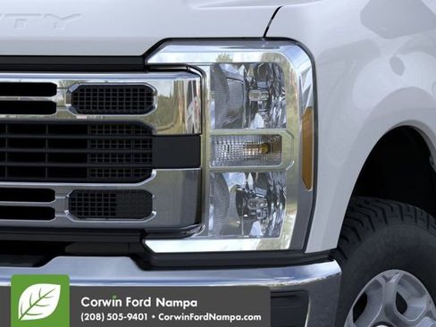 New 2026 Ford F350 XLT image 18