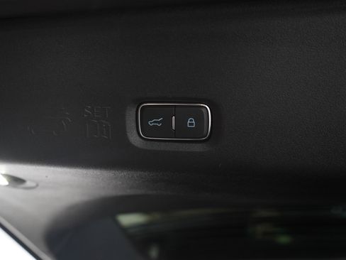Used 2025 Ford Expedition Max Platinum w/ Stealth Appearance Package AWD/4WD image 12