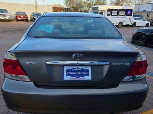 Used 2005 Toyota Camry LE FWD image 6