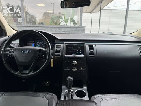 Used 2013 Ford Flex SEL FWD image 28