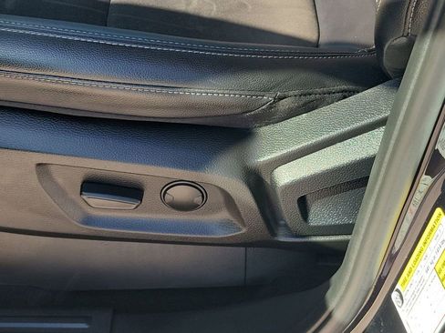 Used 2023 Ford Ranger Lariat w/ Tremor Off-Road Package image 29