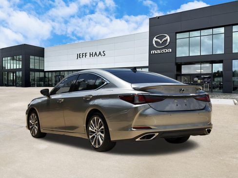 Used 2021 Lexus ES 350 w/ Premium Package FWD image 2