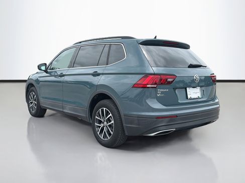 Used 2019 Volkswagen Tiguan SE w/ Panoramic Sunroof Package AWD/4WD image 3