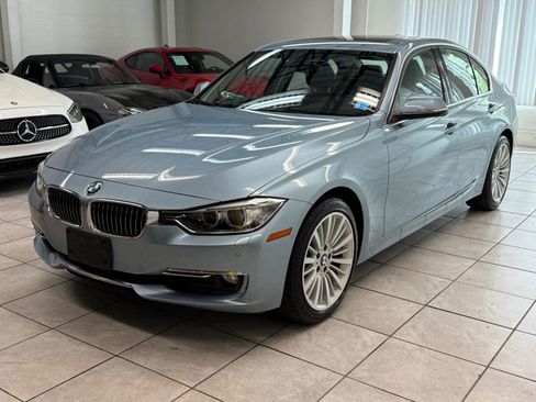Used 2013 BMW 328i xDrive Sedan AWD/4WD image 3