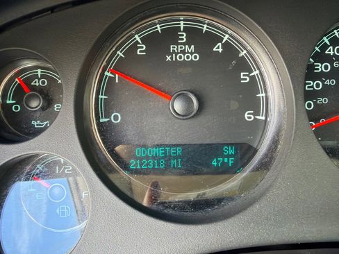 Used 2009 GMC Yukon XL Denali image 29