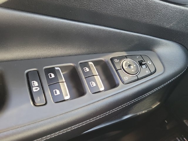 Used 2022 Hyundai Santa Fe Limited w/ Cargo Package FWD image 18