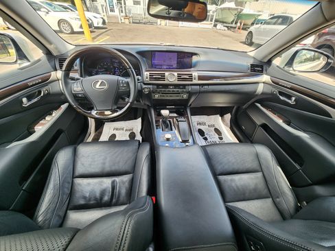 Used 2013 Lexus LS 460 Luxury image 11