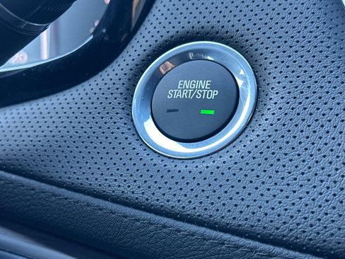 Used 2025 Cadillac XT5 Luxury w/ LPO, Red Accent Package image 30