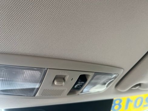 Used 2018 Mitsubishi Outlander GT image 18