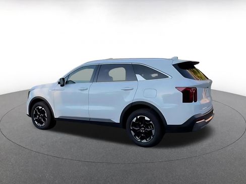 Used 2024 Kia Sorento S AWD/4WD image 10