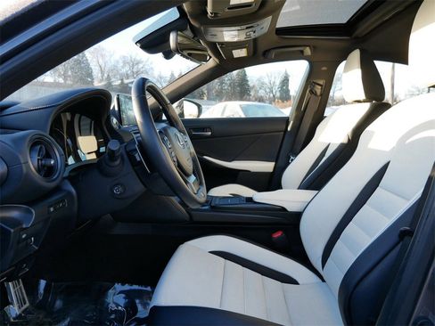 Certified 2025 Lexus IS 350 F Sport image 8